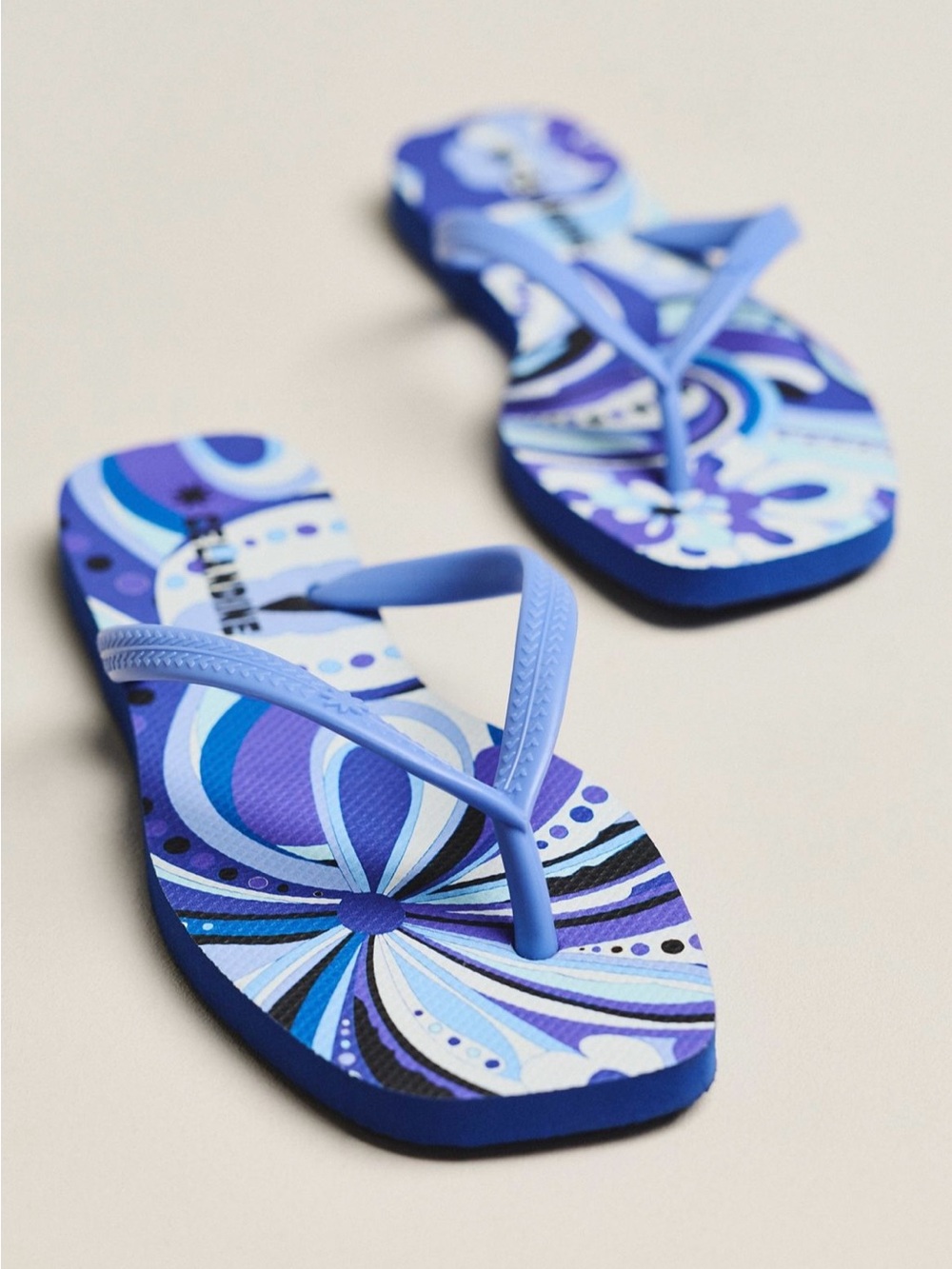 Celandine Blue Patterned Eva Flip Flops Size 6 - Picture 2 of 4